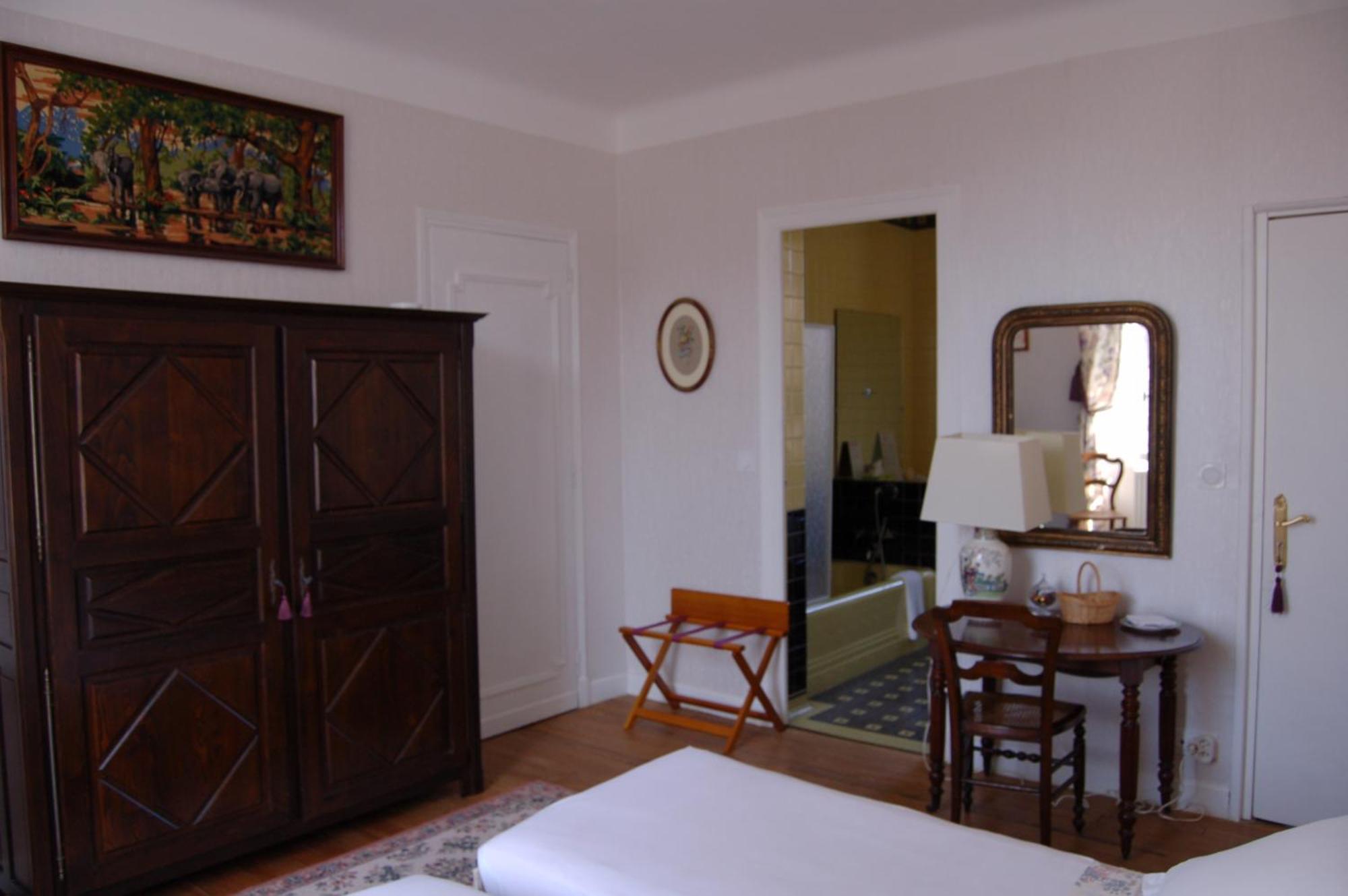 La Maison D'Antan Hotel Arzacq-Arraziguet Room photo